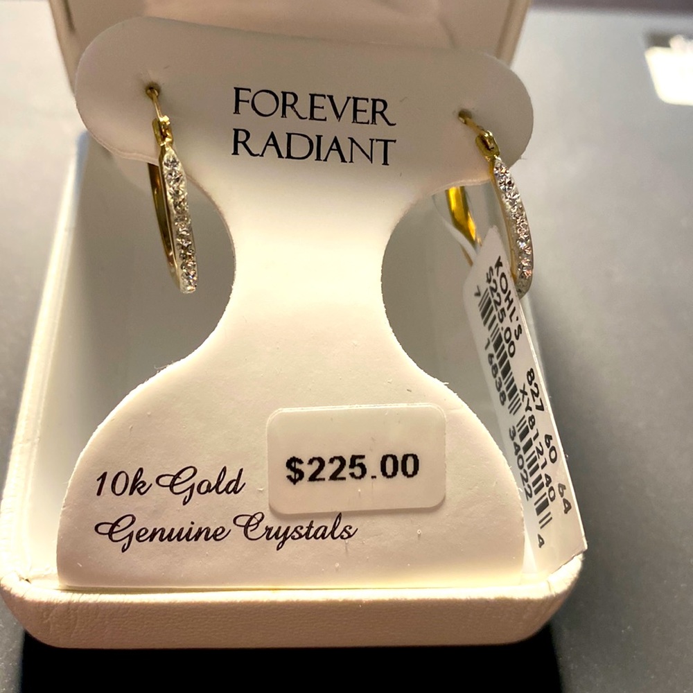 NWT 10k Gold Geniune crystal earrings